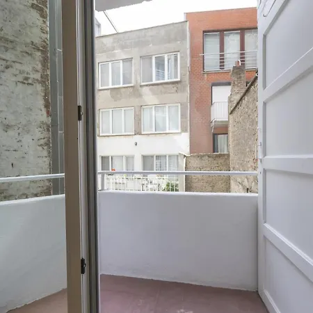 Lecomte - The Shoreline Getaway 182 *