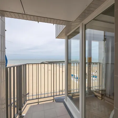 Lecomte - The Shoreline Getaway 182 * Ostend